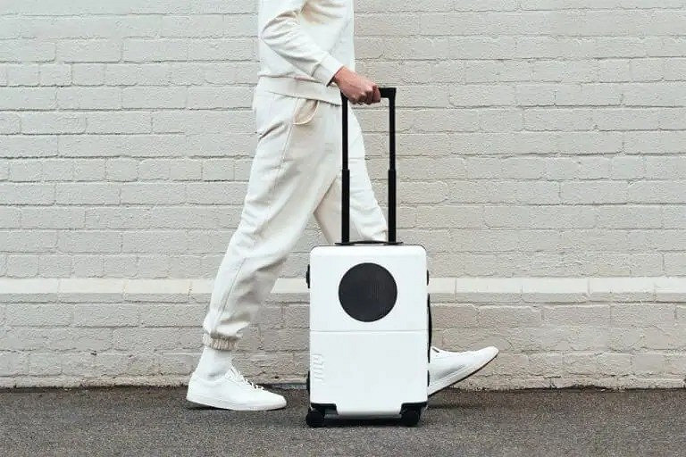 微軟送XSS主題手提箱慶祝主機版《模擬飛行》推出 微軟送XSS主題手提箱慶祝主機版《模擬飛行》推出