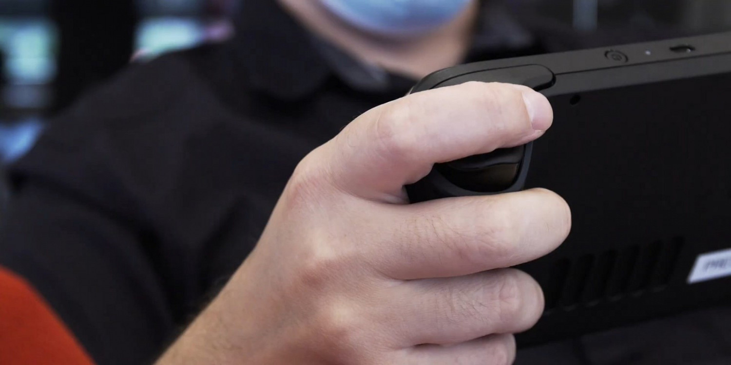 Steam Deck《巫師3》《控制》《毀滅戰士:永恆》遊玩展示 支援VR Steam Deck《巫師3》《控制》《毀滅戰士:永恆》遊玩展示 支援VR