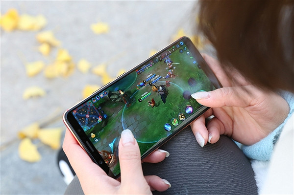 擔心的事情發生了!小學生為解遊戲防沉迷限制被騙千元 擔心的事情發生了!小學生為解遊戲防沉迷限制被騙千元