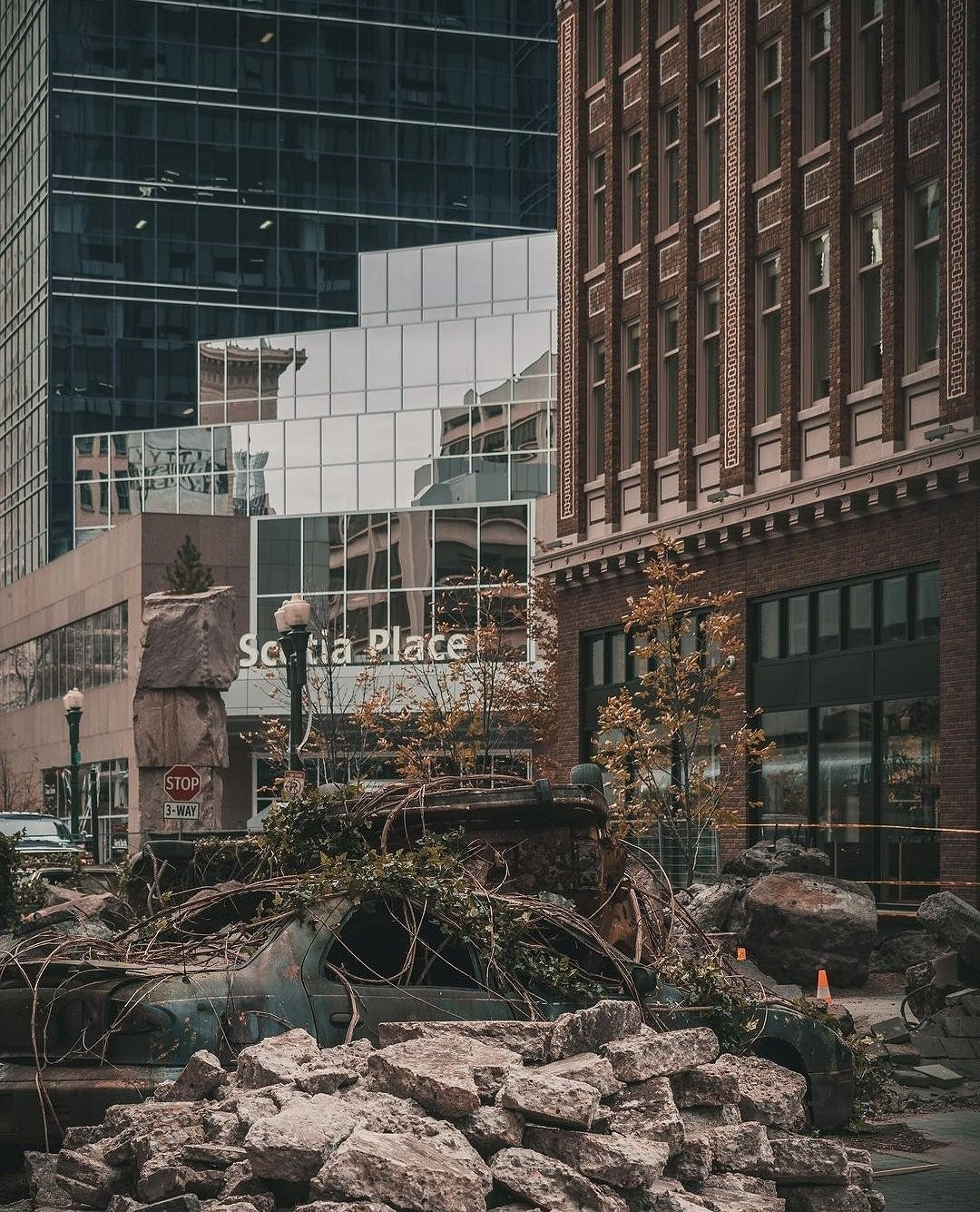 《最後的生還者》電視劇新片場照 喬爾正面亮相 《最後的生還者》電視劇新片場照 喬爾正面亮相