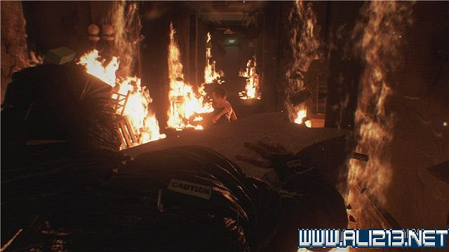 《惡靈古堡3重製版》第一章劇情流程攻略介紹 逃離公寓攻略說明