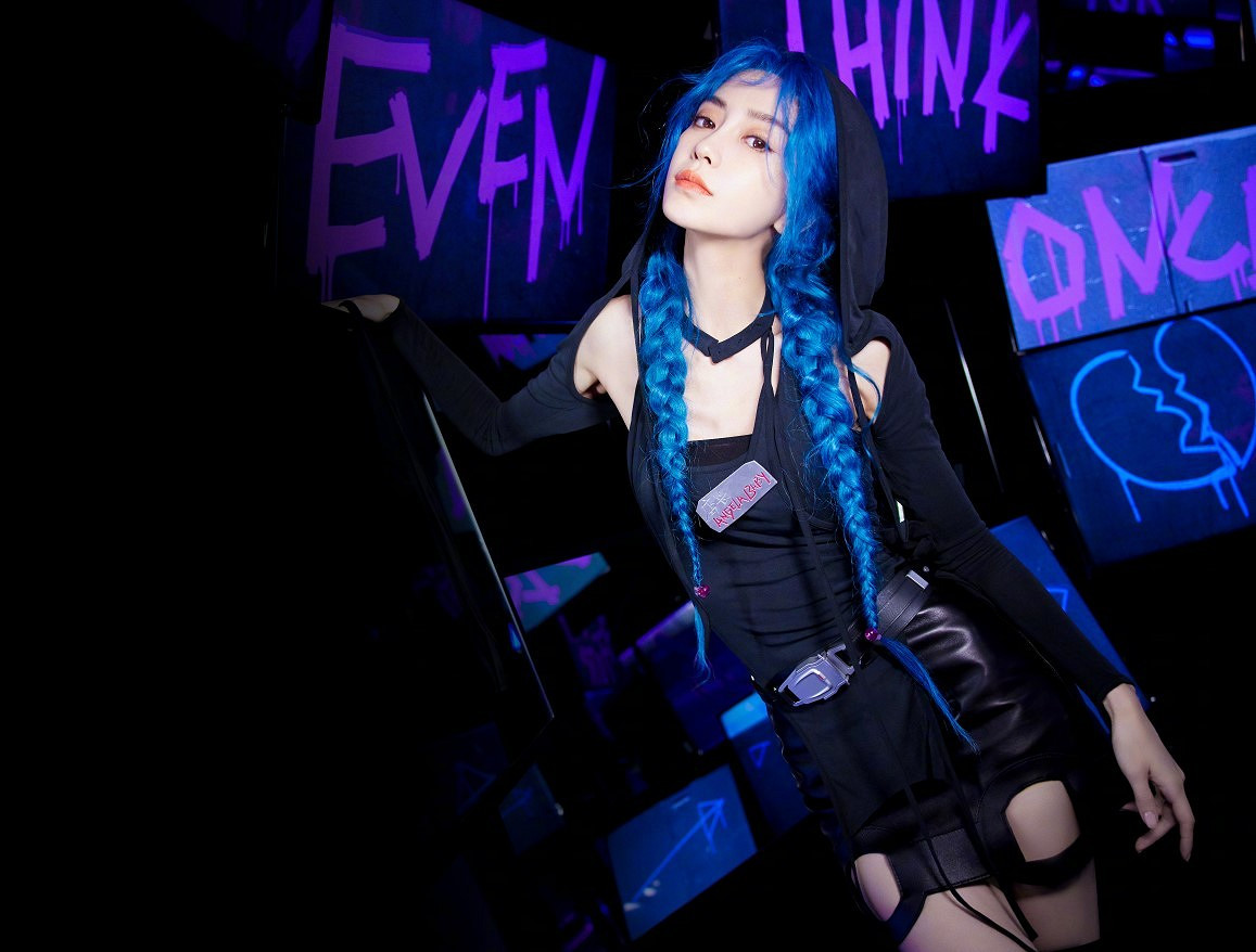 Angelababy楊穎cos《英雄聯盟手遊》金克斯 Angelababy楊穎cos《英雄聯盟手遊》金克斯