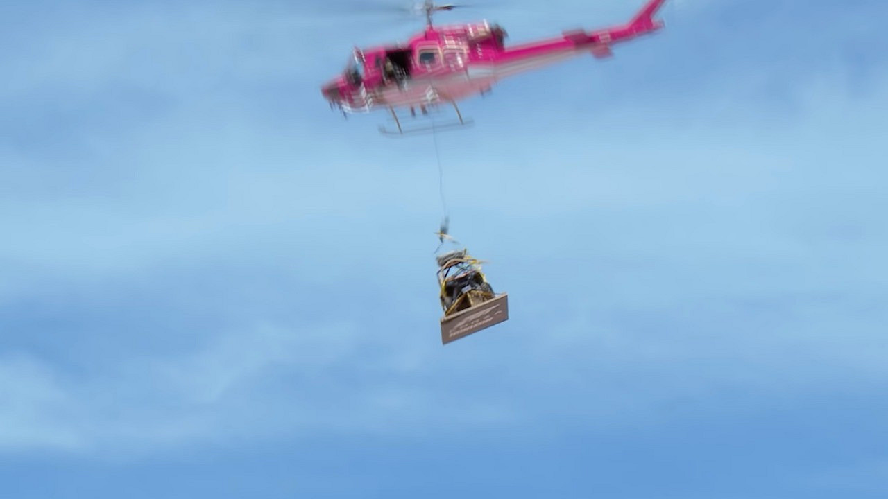 微軟空投真車造勢 推廣《極限競速：地平線5》