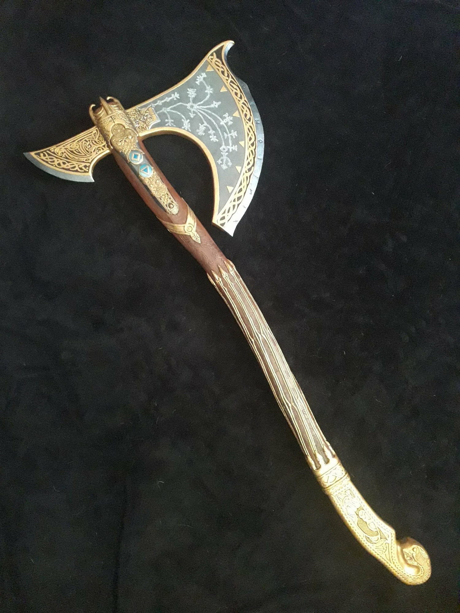 玩家130小時自製利維坦之斧 得到《戰神4》總監認可