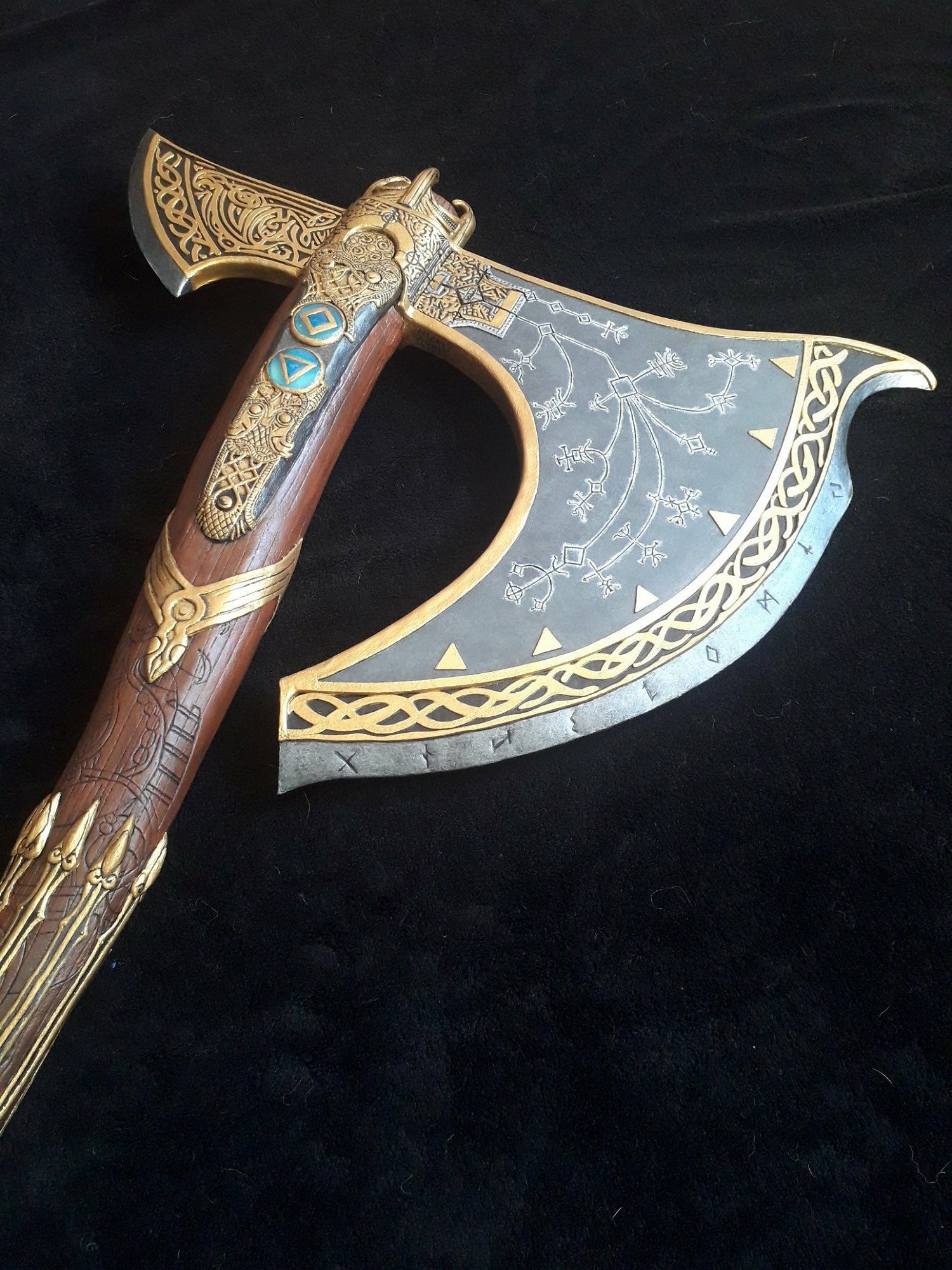 玩家130小時自製利維坦之斧 得到《戰神4》總監認可