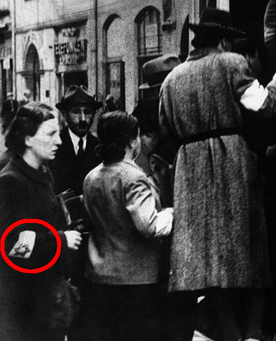 《進擊的巨人》官方下架新周邊並致歉 原設定被指歧視猶太人