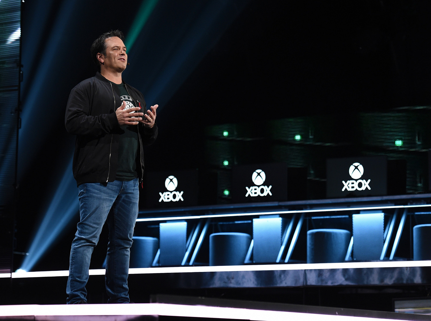 Phil Spencer:希望看到全行業支援向下相容遊戲 Phil Spencer:希望看到全行業支援向下相容遊戲