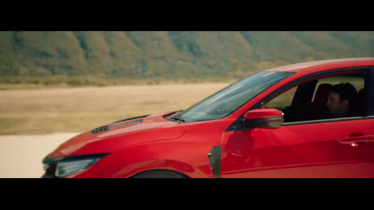 《極限極速:地平線5》公布慶祝影片 F1職業選手Sergio Pérez參演 《極限極速:地平線5》公布慶祝影片 F1職業選手Sergio Pérez參演