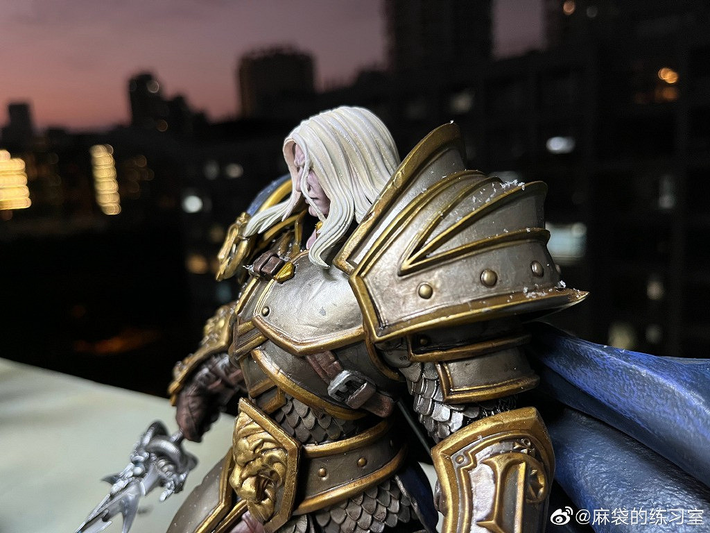 《魔獸爭霸3:重製版》阿爾薩斯雕像大神究極重塗 遠超官方原版 《魔獸爭霸3:重製版》阿爾薩斯雕像大神究極重塗 遠超官方原版