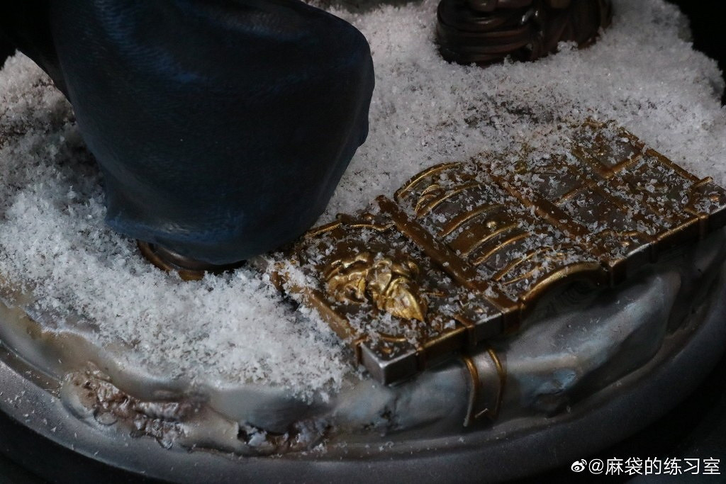 《魔獸爭霸3:重製版》阿爾薩斯雕像大神究極重塗 遠超官方原版 《魔獸爭霸3:重製版》阿爾薩斯雕像大神究極重塗 遠超官方原版
