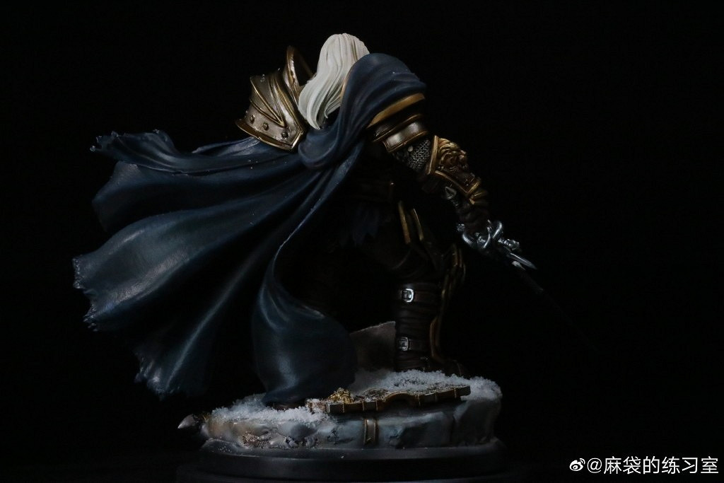 《魔獸爭霸3:重製版》阿爾薩斯雕像大神究極重塗 遠超官方原版 《魔獸爭霸3:重製版》阿爾薩斯雕像大神究極重塗 遠超官方原版