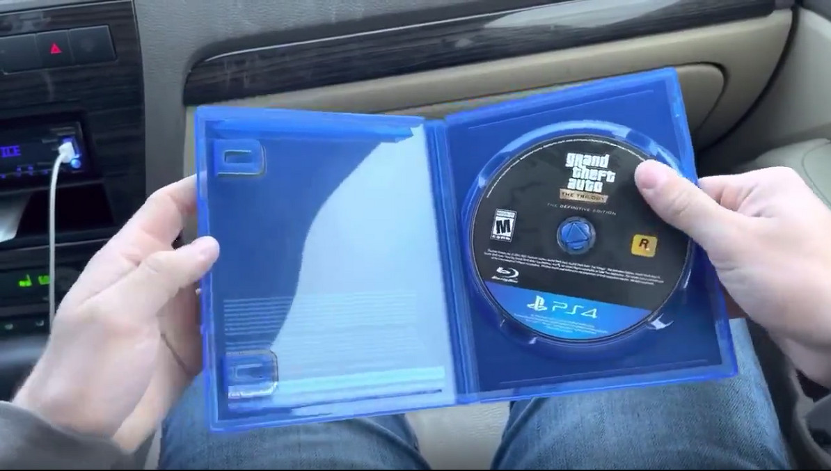 國外網友開箱《GTA三部曲:決定版》PS4實體版 不贈送手冊地圖 國外網友開箱《GTA三部曲:決定版》PS4實體版 不贈送手冊地圖