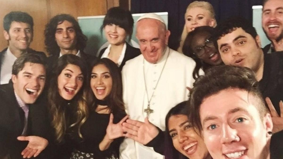 新年伊始 教皇用熱門RPG《傳說之下》最火音樂慶祝