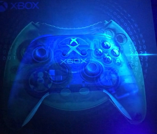 Xbox二十周年紀念搖桿外包裝隱藏初代搖桿彩蛋