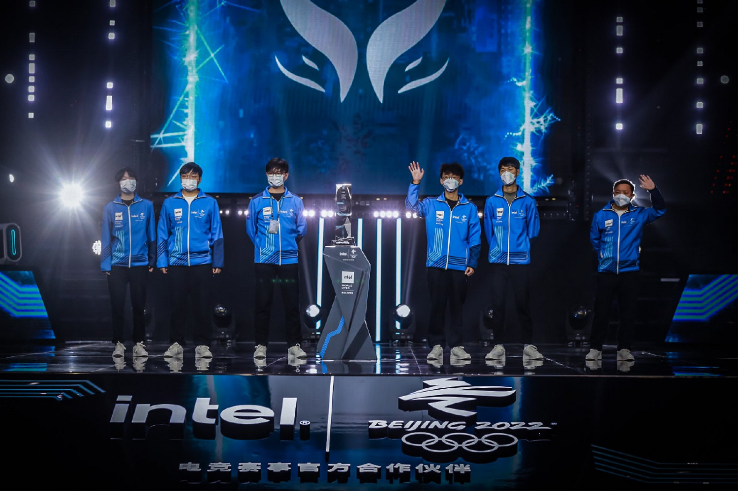 《DOTA2》IWO總決賽結束 茶隊3:1戰勝XG奪冠 《DOTA2》IWO總決賽結束 茶隊3:1戰勝XG奪冠