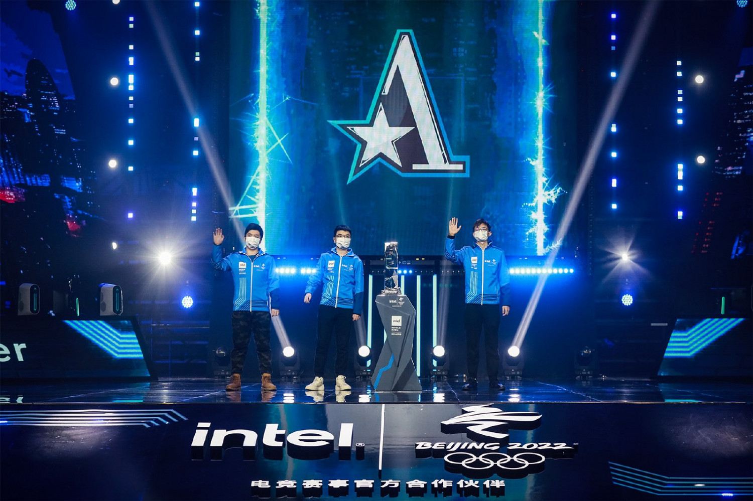 《DOTA2》IWO總決賽結束 茶隊3:1戰勝XG奪冠 《DOTA2》IWO總決賽結束 茶隊3:1戰勝XG奪冠
