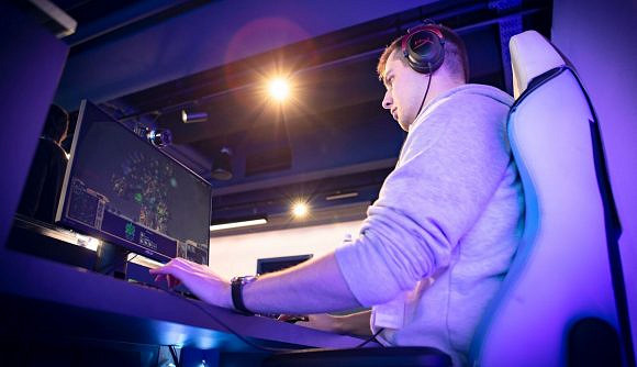 悄然入侵!DeepMind AI將在《星際2》天梯中匿名參賽 悄然入侵!DeepMind AI將在《星際2》天梯中匿名參賽