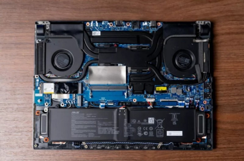 吃雞300幀 CS:GO 900幀 Intel這次殺瘋了。。。