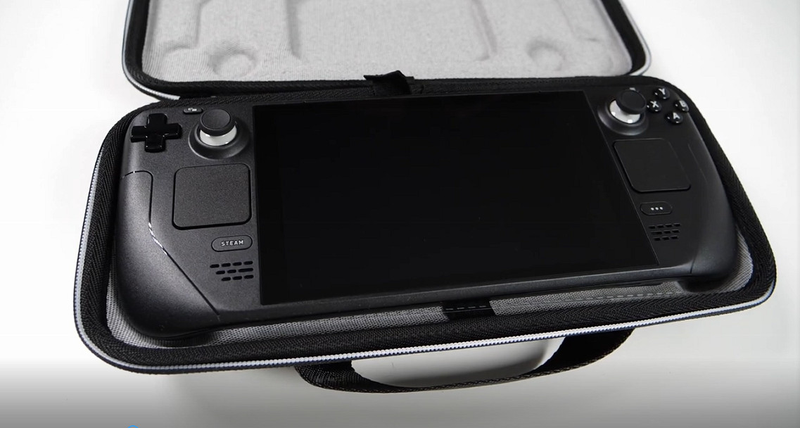 “講究哥”開箱Steam Deck 試玩《艾爾登法環》等3A大作