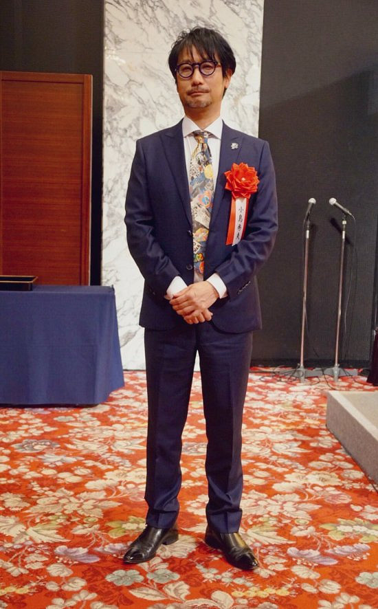 小島秀夫喜獲日本遊戲大獎!領獎時笑容鬼魅而哲學 小島秀夫喜獲日本遊戲大獎!領獎時笑容鬼魅而哲學