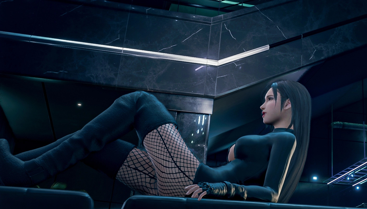 《FF7重製版》蒂法新mod：黑色緊身衣+性感漁網襪！