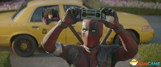 《死侍2》電影新劇照公布 紫髮美女與黑後亮相