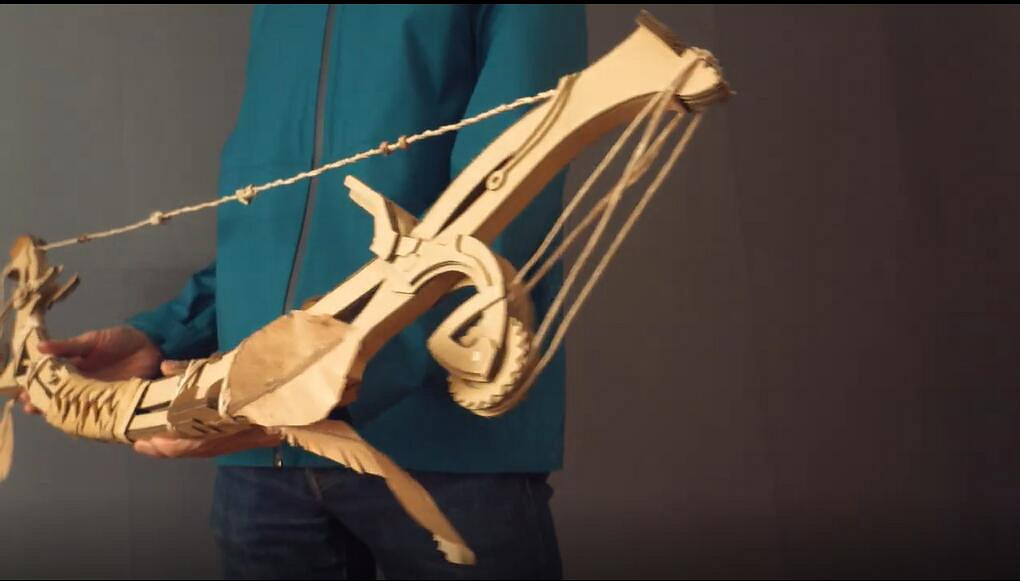 日本紙板手工達人 再現《艾爾登法環》經典武器電鋸 日本紙板手工達人 再現《艾爾登法環》經典武器電鋸