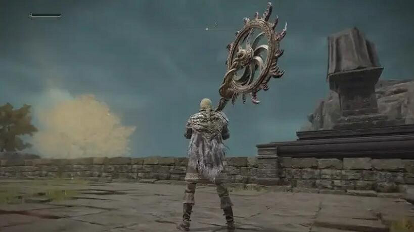 日本紙板手工達人 再現《艾爾登法環》經典武器電鋸 日本紙板手工達人 再現《艾爾登法環》經典武器電鋸