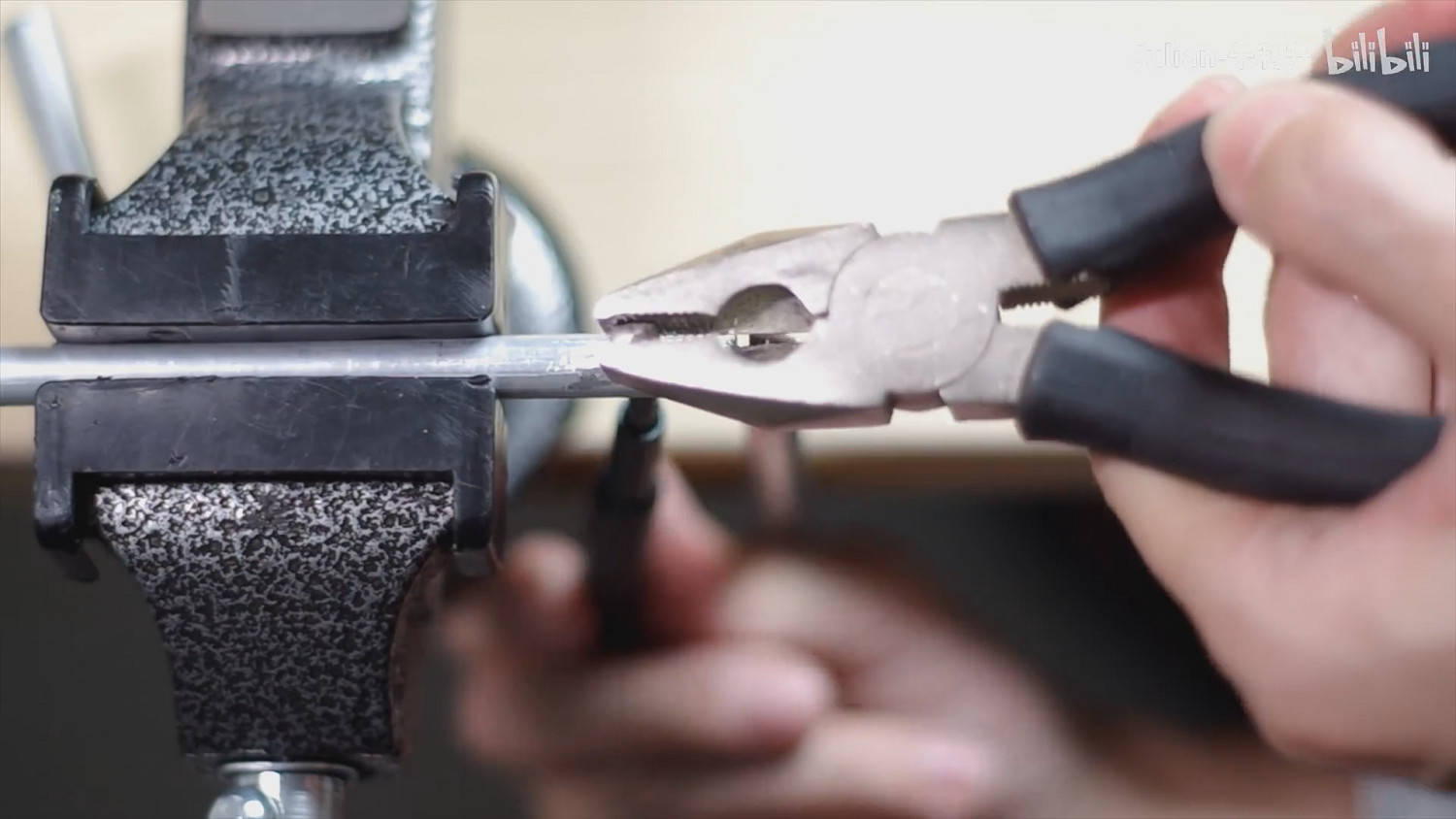 《死亡擱淺》傳送傘竟做出來了!效果超棒獲官方點讚! 《死亡擱淺》傳送傘竟做出來了!效果超棒獲官方點讚!