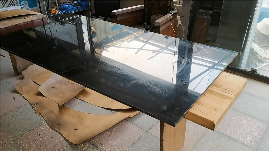 大佬自製《艾爾登法環》碎星大劍：最帥Boss沒有之一！