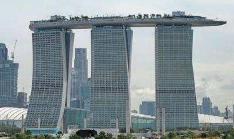 PS5造型靈感來源於大樓？玩家腦洞大開猜想PS6形象