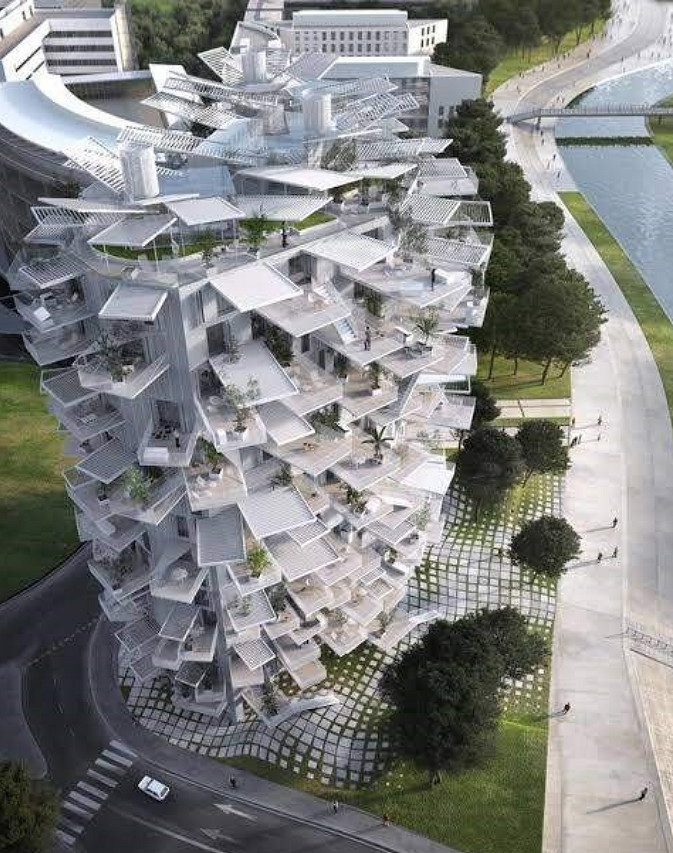 PS5造型靈感來源於大樓？玩家腦洞大開猜想PS6形象