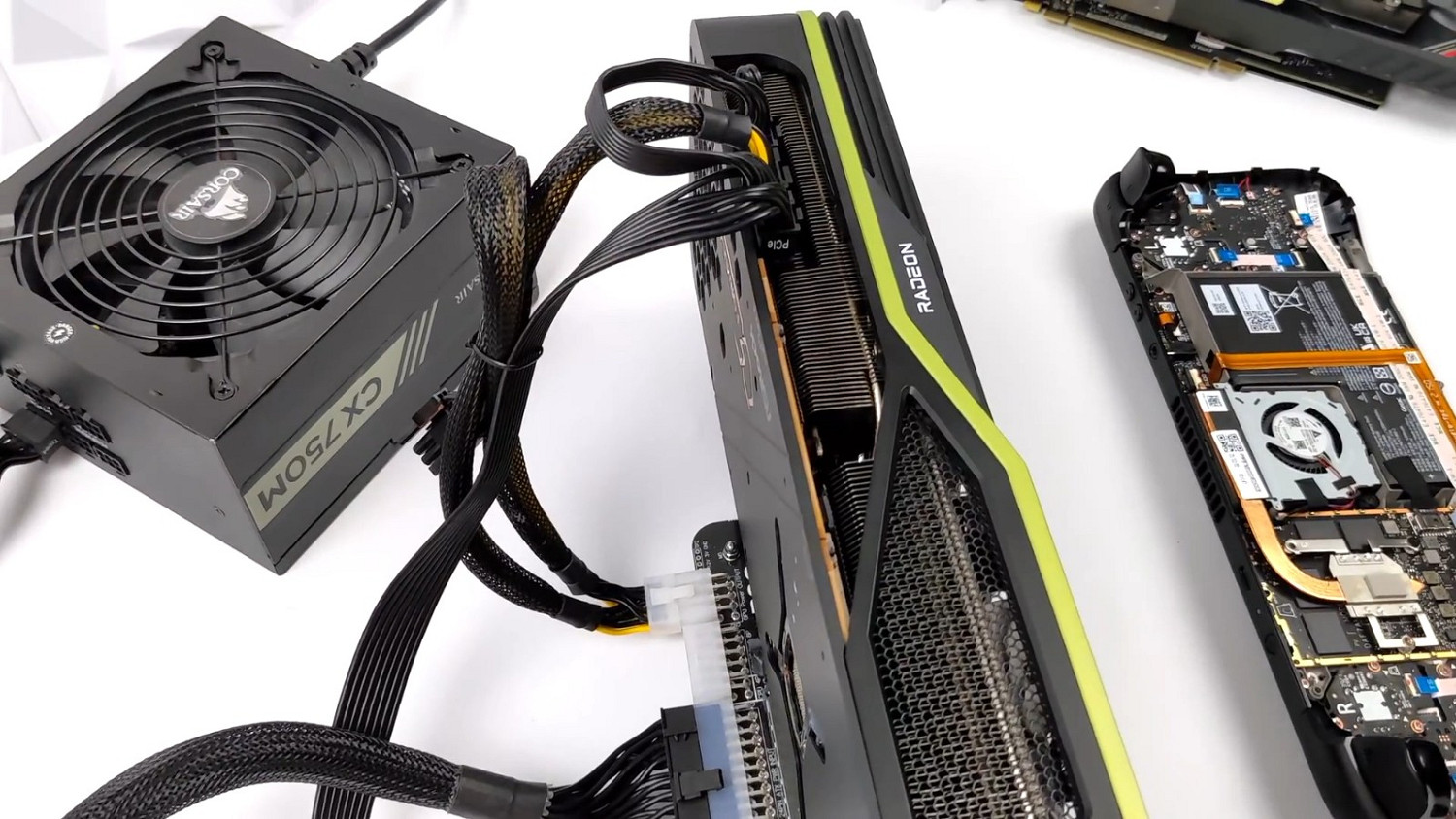 外接6900XT!Steam Deck能4K玩遊戲了 外接6900XT!Steam Deck能4K玩遊戲了