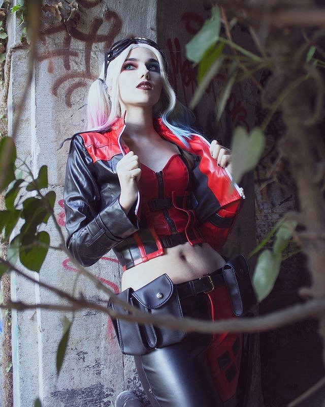 比利時正妹COS《2077》朱迪:竟然比原版更具風情! 比利時正妹COS《2077》朱迪:竟然比原版更具風情!