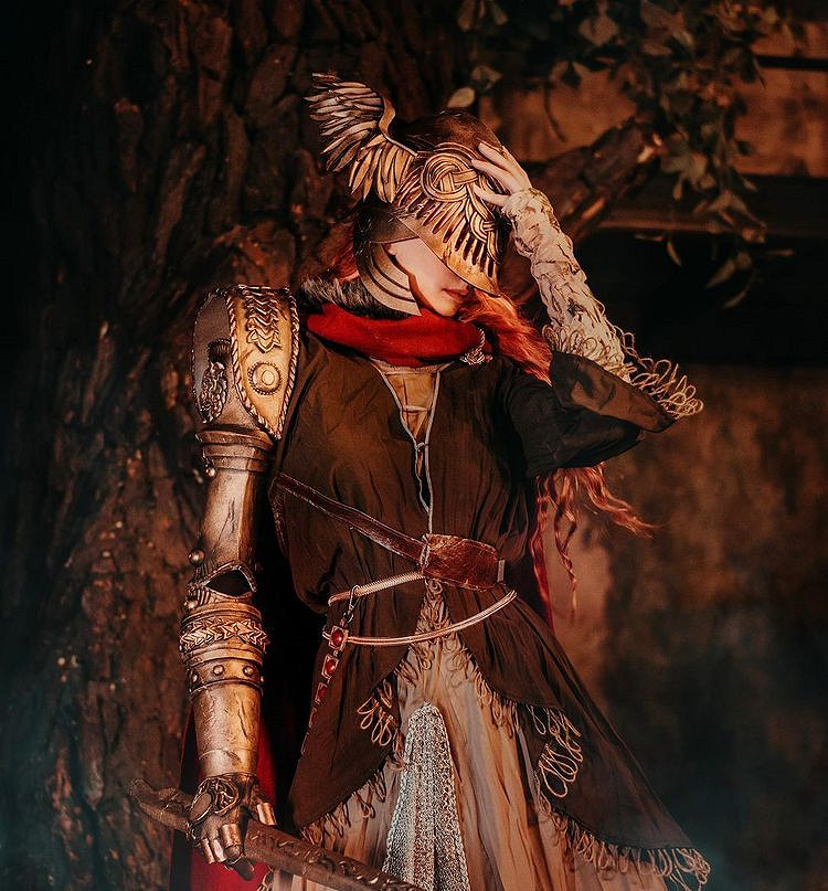 女菩薩二階呢？俄妹COS《艾爾登法環》女武神視效拉滿