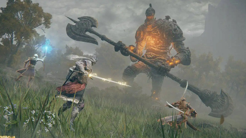 尚未落下的前朝劍,心驚膽戰的跳傘人 尚未落下的前朝劍,心驚膽戰的跳傘人