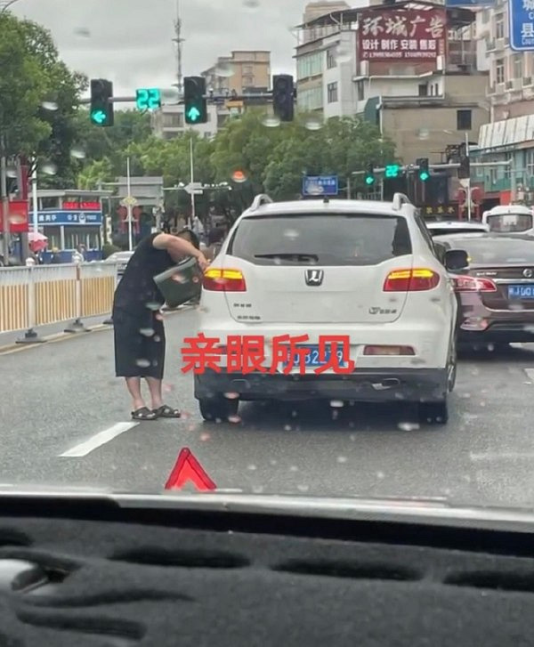 放心去吧你老婆我幫你養 囧圖 老了以後必備坐騎