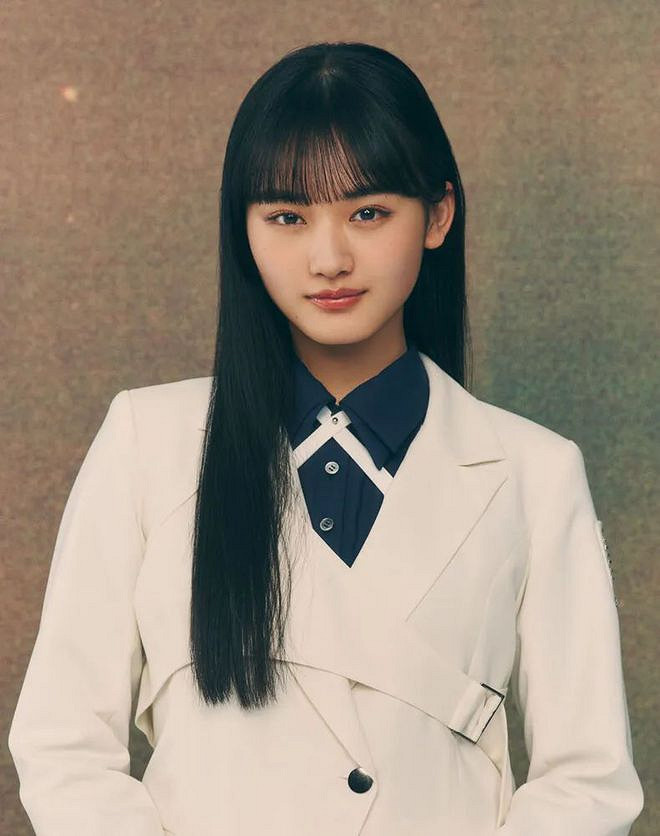 日本16歲小偶像火出圈 清純笑容讓無數人淪陷其中！