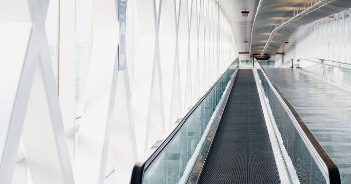 美國機場炸彈疑雲虛驚一場 老化PS主機觸發安全隱患 美國機場炸彈疑雲虛驚一場 老化PS主機觸發安全隱患