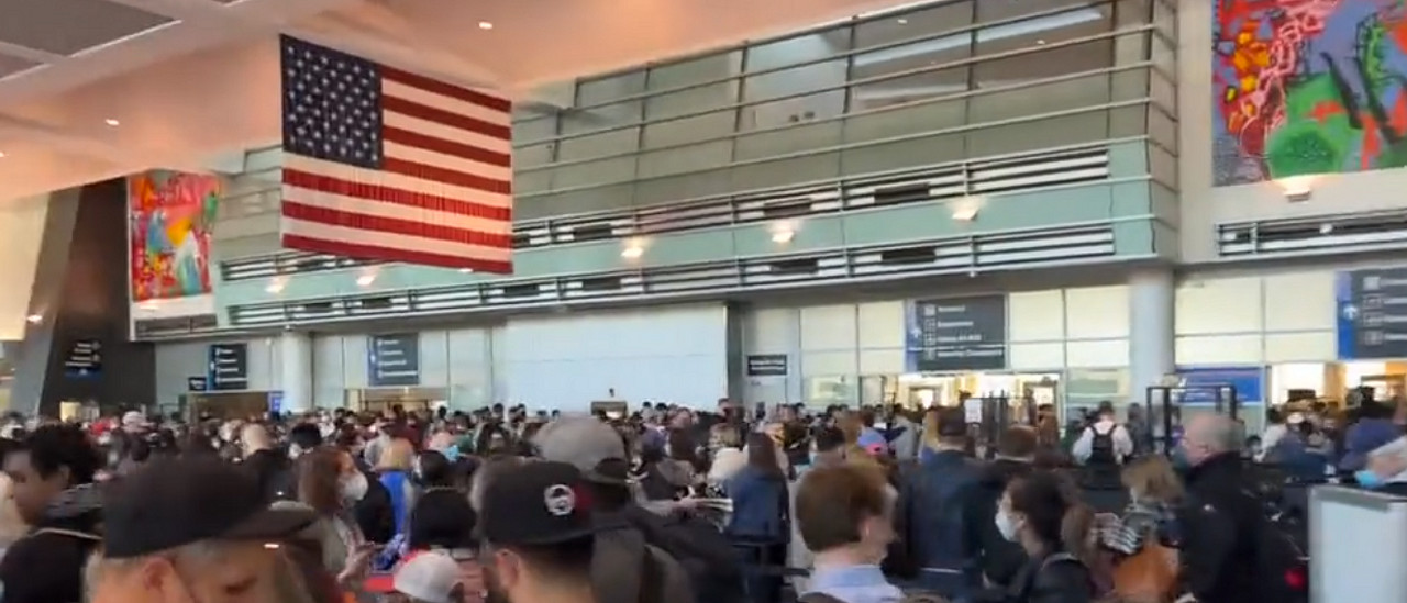 美國機場炸彈疑雲虛驚一場 老化PS主機觸發安全隱患 美國機場炸彈疑雲虛驚一場 老化PS主機觸發安全隱患