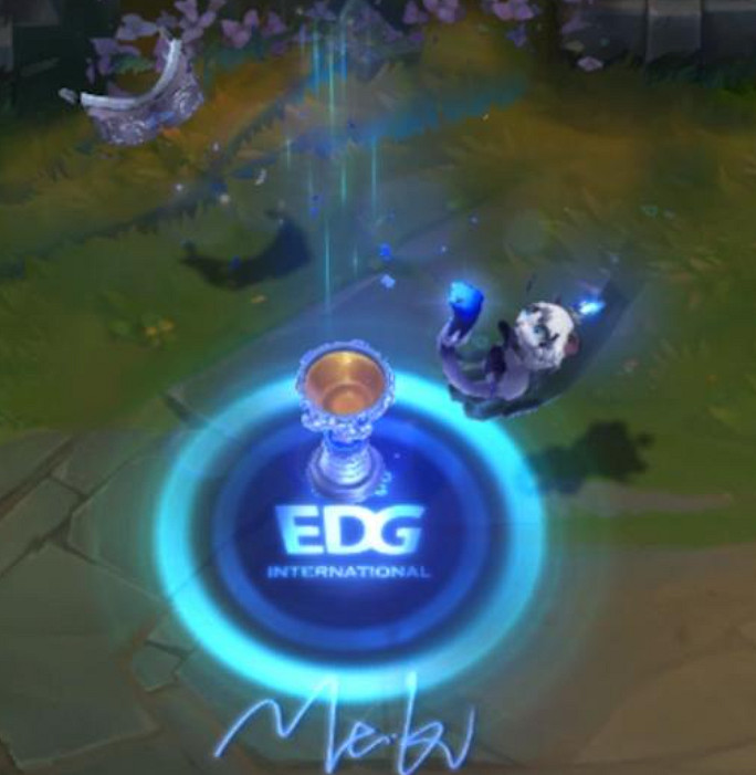 EDG的銀龍騎士團——聖槍哥終於拿到了他的聖槍 EDG的銀龍騎士團——聖槍哥終於拿到了他的聖槍