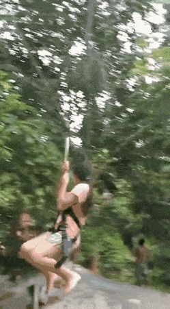 與天降少女來了個肉體碰撞 動圖 人過五十依舊愛搞顏色 與天降少女來了個肉體碰撞 動圖 人過五十依舊愛搞顏色