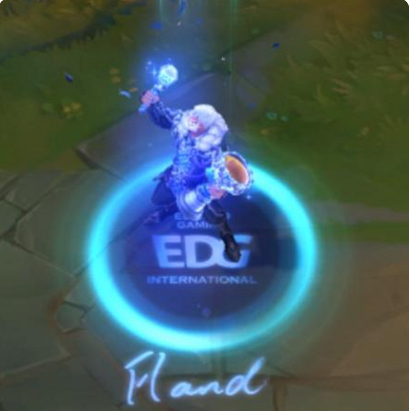 EDG的銀龍騎士團——聖槍哥終於拿到了他的聖槍 EDG的銀龍騎士團——聖槍哥終於拿到了他的聖槍