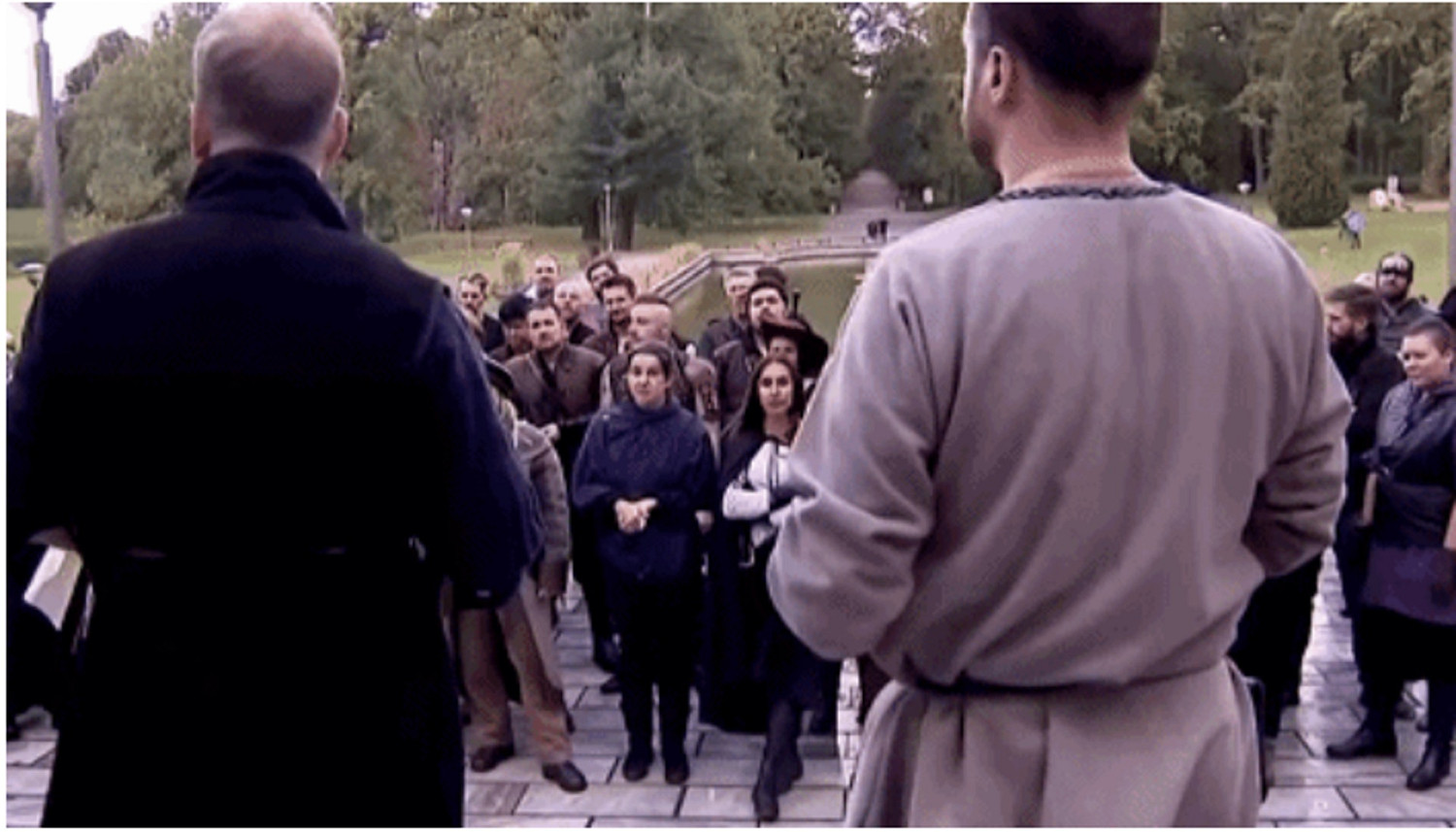 波蘭獵魔士學校教人手刃妖怪 NPC真情演繹如置身遊戲 波蘭獵魔士學校教人手刃妖怪 NPC真情演繹如置身遊戲