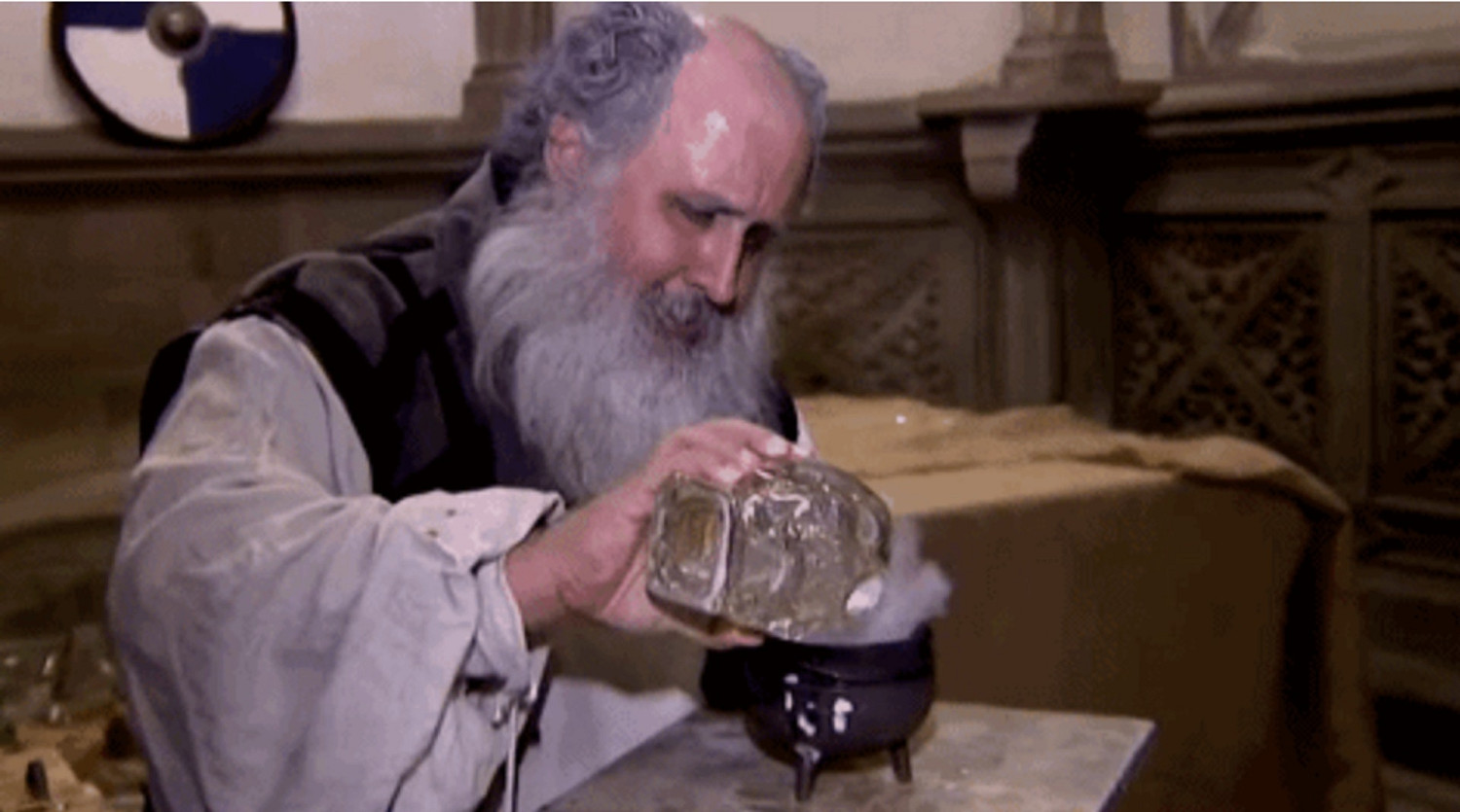 波蘭獵魔士學校教人手刃妖怪 NPC真情演繹如置身遊戲 波蘭獵魔士學校教人手刃妖怪 NPC真情演繹如置身遊戲