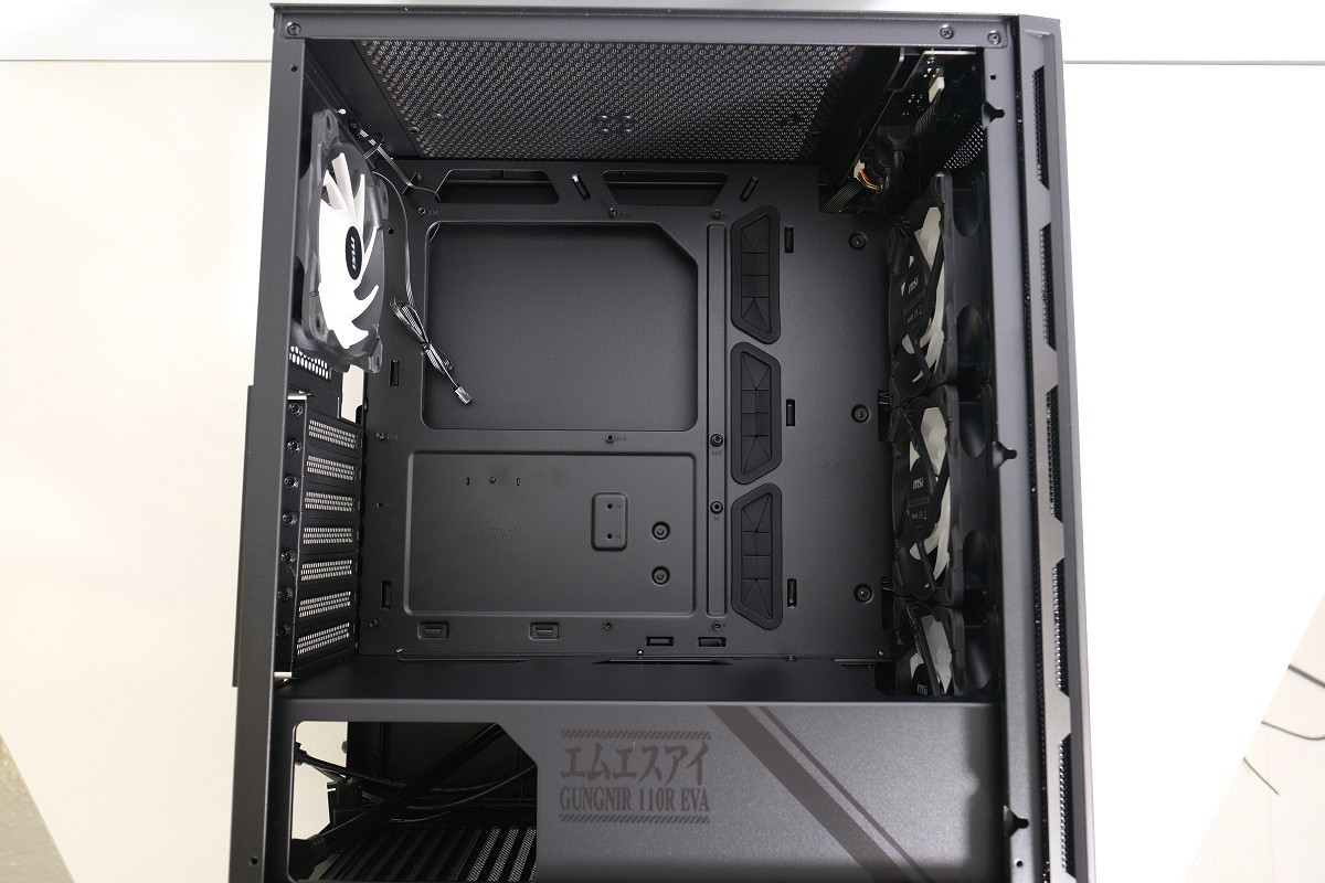 新世紀騙錢戰士來襲 微星攜手EVA推出4款連動電腦硬體 新世紀騙錢戰士來襲 微星攜手EVA推出4款連動電腦硬體