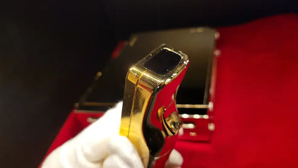 24k鍍金任天堂Will被拍賣 差點成英國女王自用款 24k鍍金任天堂Will被拍賣 差點成英國女王自用款