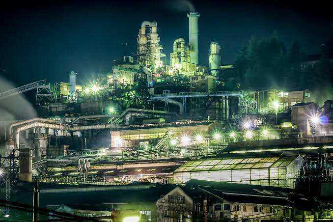 夜景神似《FF7》城市米德加 日本群馬冶煉廠上熱搜