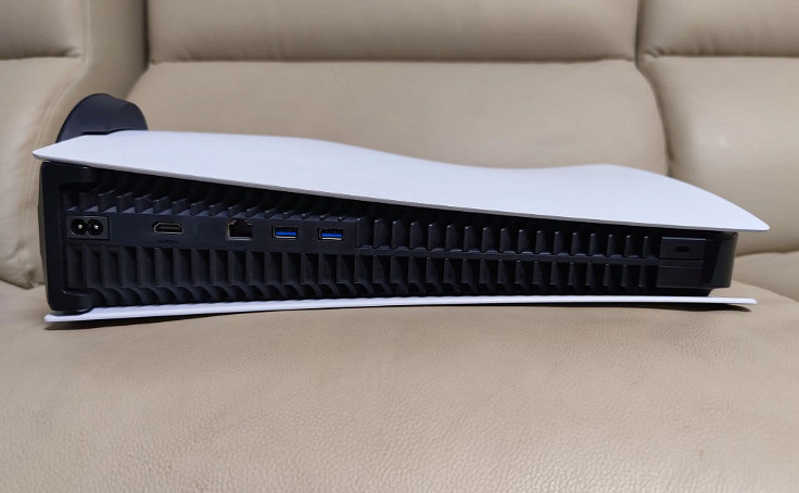PS5直接關機會影響散熱?網友:我都把PS5供在神龕上 PS5直接關機會影響散熱?網友:我都把PS5供在神龕上