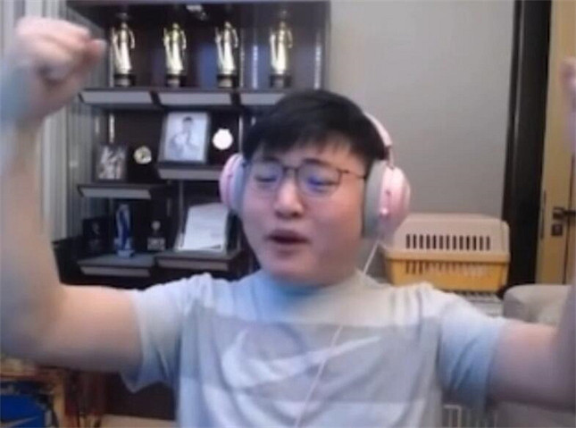 【果核文化】Steam Deck 發售了,中國大陸研發掌機還好嗎? 【果核文化】Steam Deck 發售了,中國大陸研發掌機還好嗎?